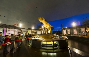 県立恐竜博物館